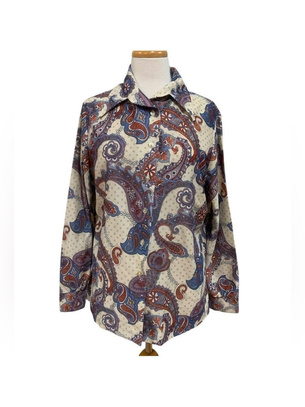 Vntg 70’s dagger collar paisley button down volup friendly vintage 20